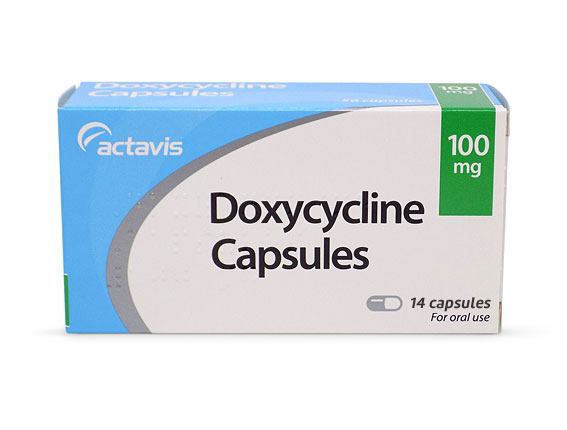 Doxycycline kapsler i lysblå og hvid papæske med 14 stk.