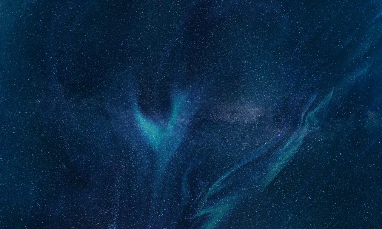 Ependymom symboliseret ved blå baggrund med lysere røglignende konturer.